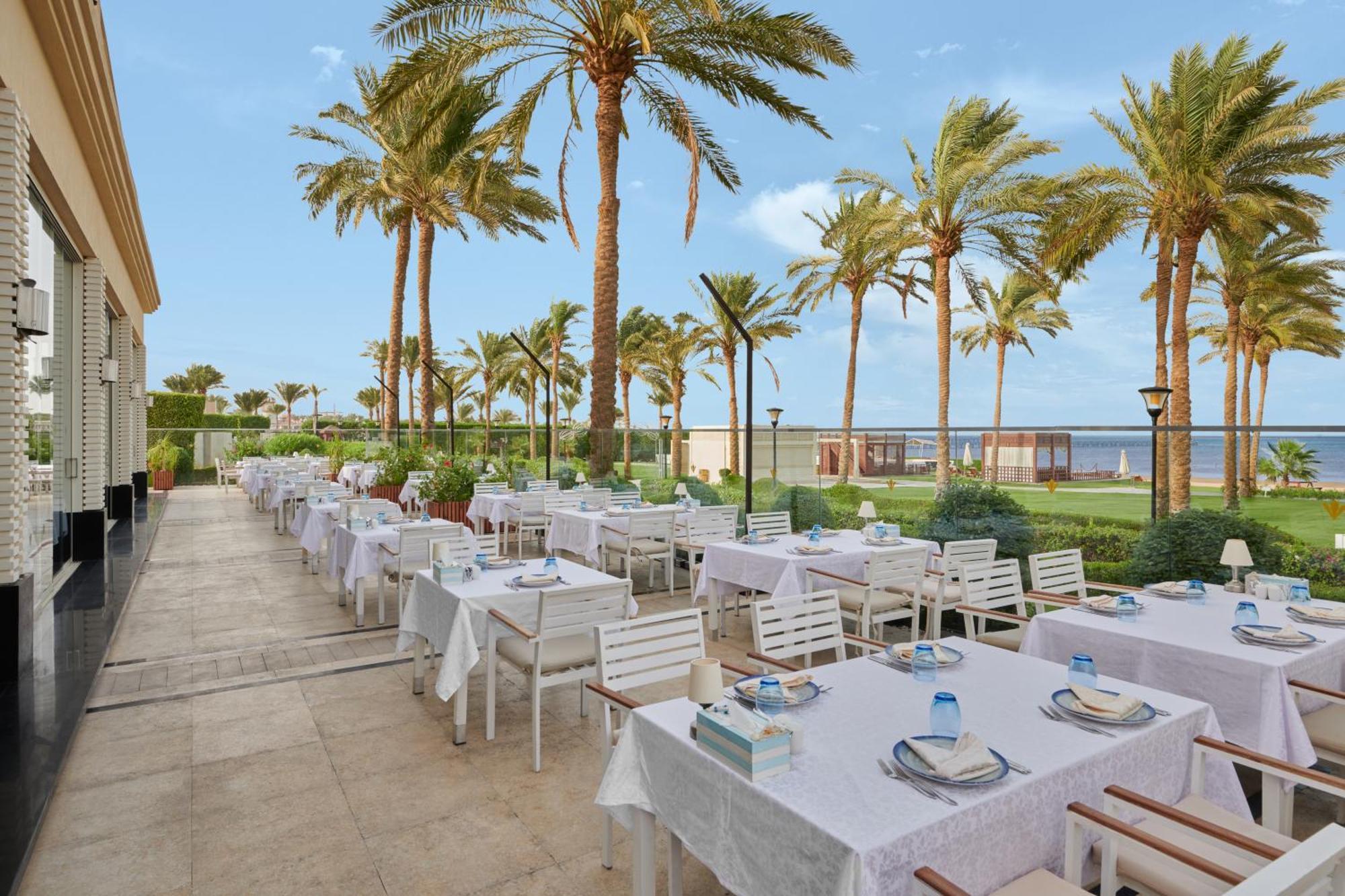 ホテル Rixos Premium Seagate シャルム・エル・シェイク エクステリア 写真 The terrace of the hotel